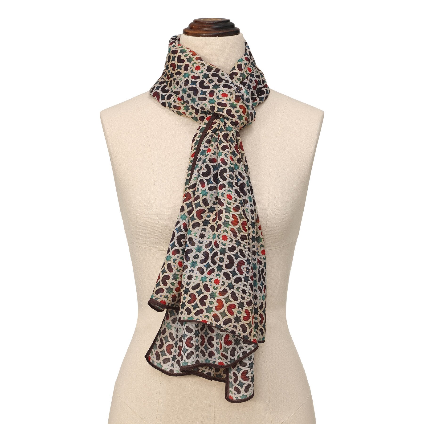 Gannat Modal Scarf - Gannat Al-Andalus mosaic geometric print detail 2.