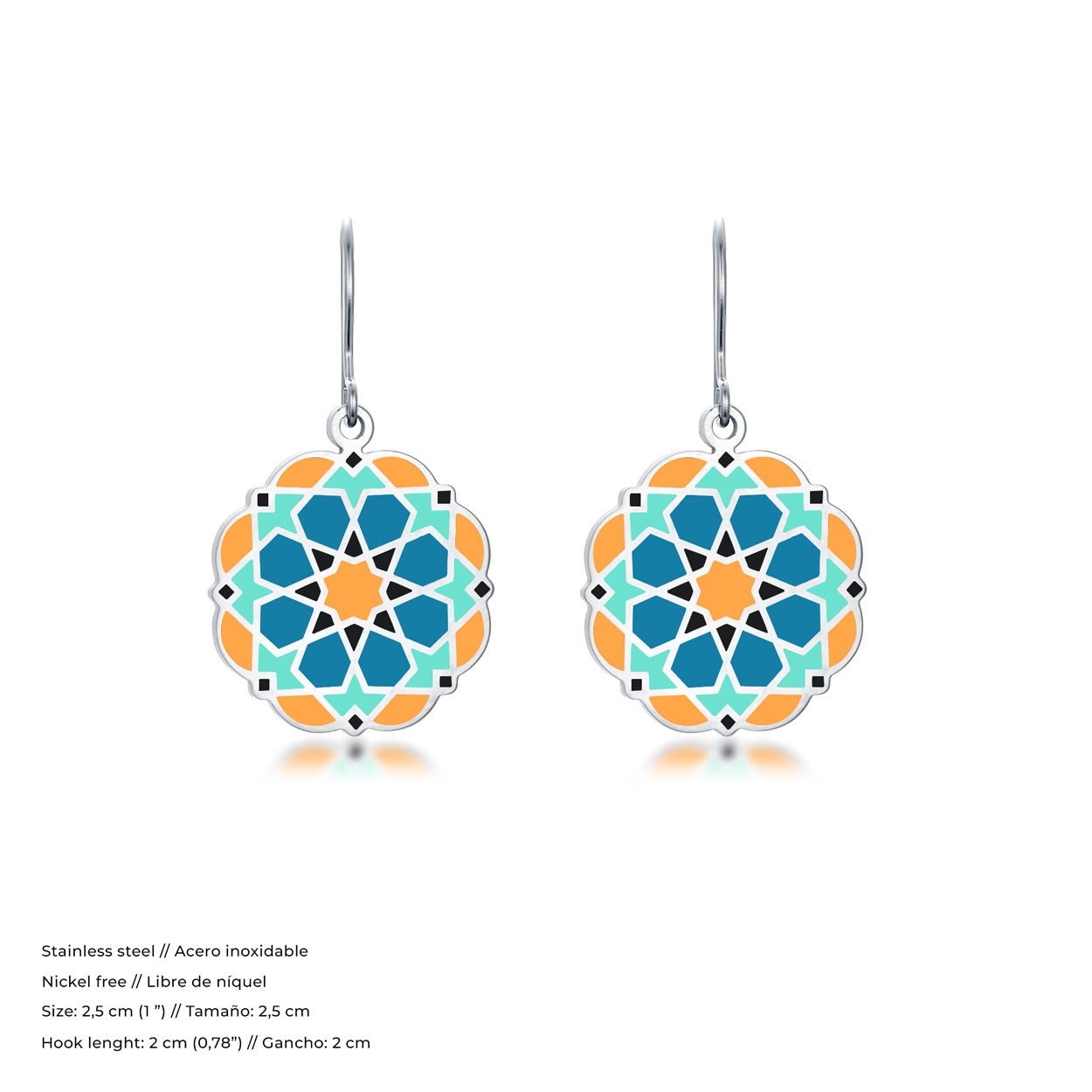 Details of enamel earrings inspired by islamic art