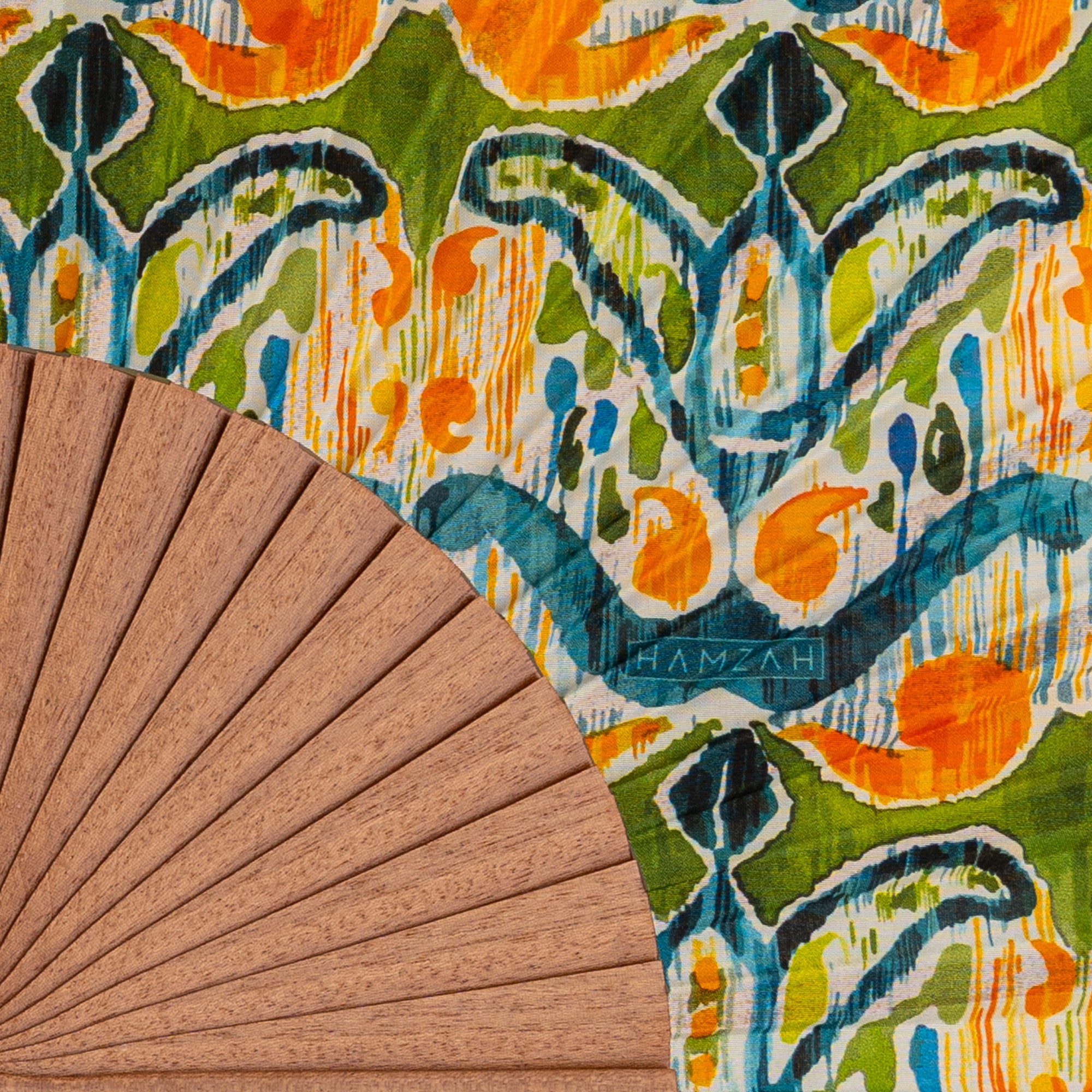Abanico Seda y Madera Verde y Naranja Ikat
