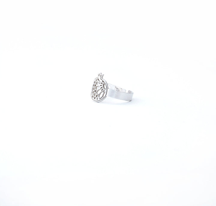 The Platónica Sterling Silver Thin Ring Granada No.1, handcrafted in Spain, features an exquisite owl design on a white background, showcasing exceptional artistry and craftsmanship.