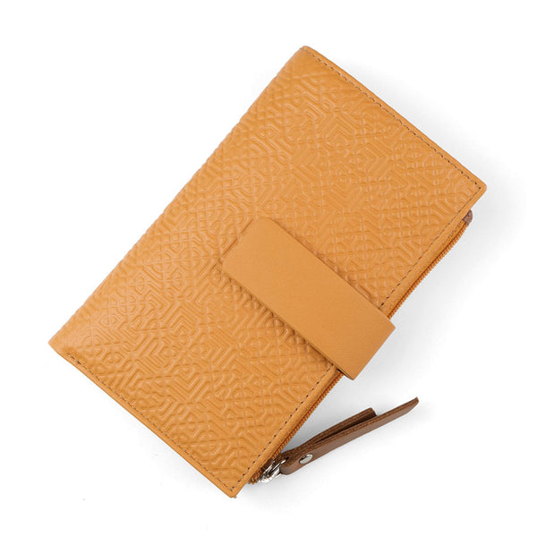 Leather wallet with mustard color for women's handmade in Spain