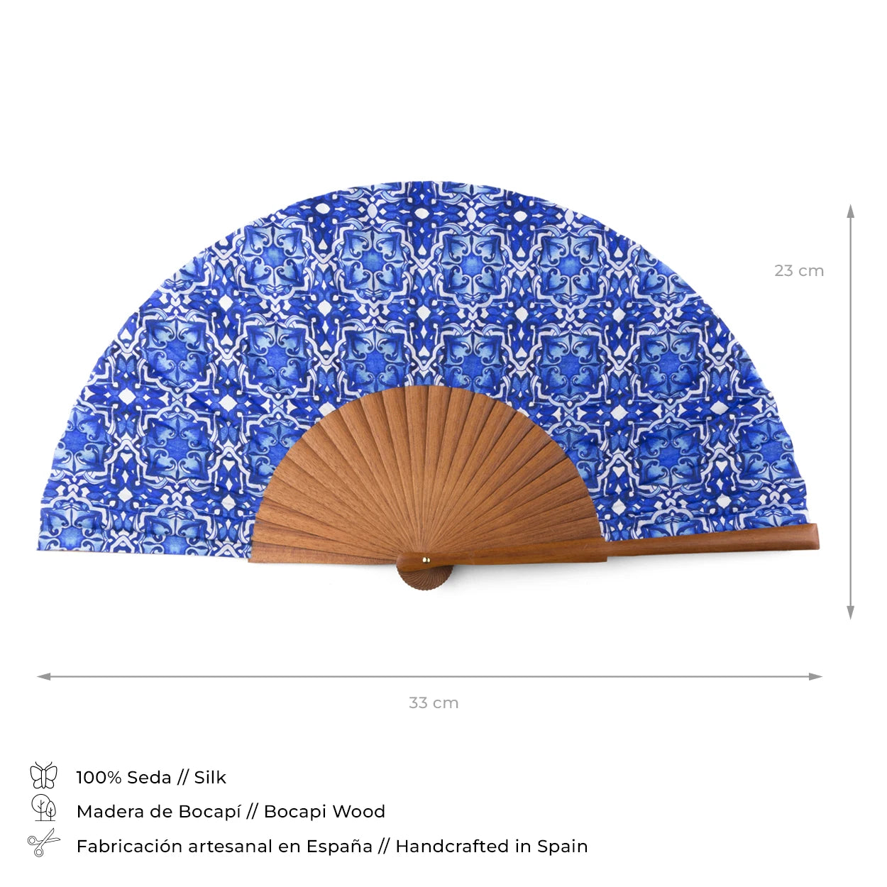 Details of composition and size of blue and white folding hand fan made out of silk and wood