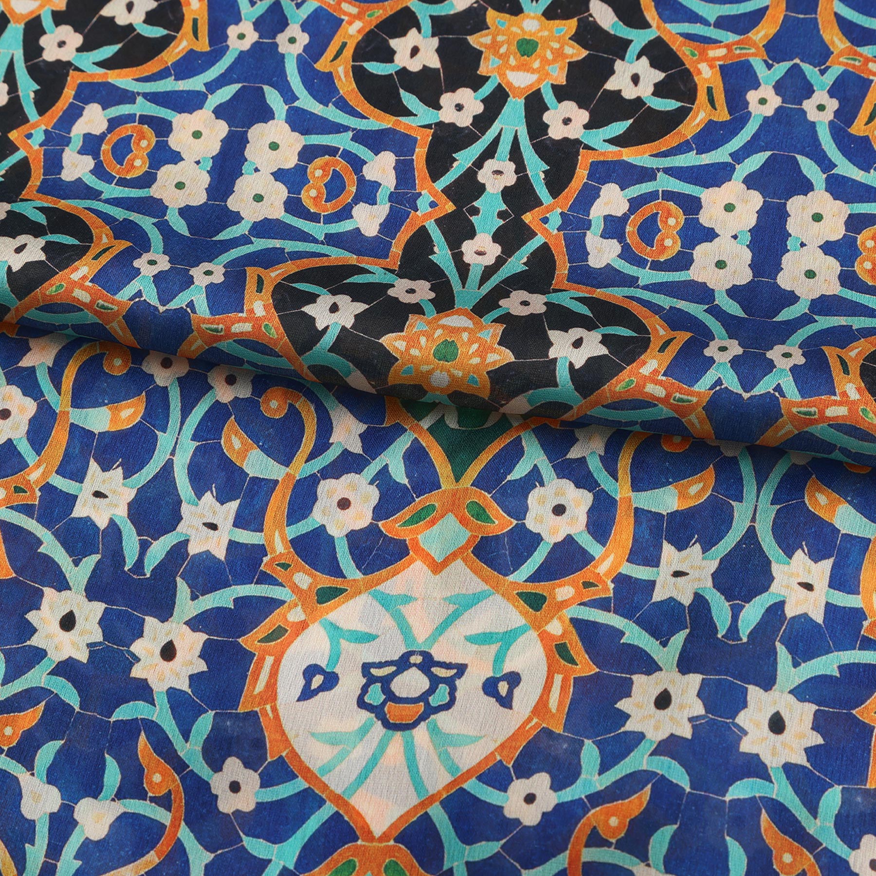 Pañuelo Itr – estampado de mosaico andalusí en cobalto y naranja, detalle 3