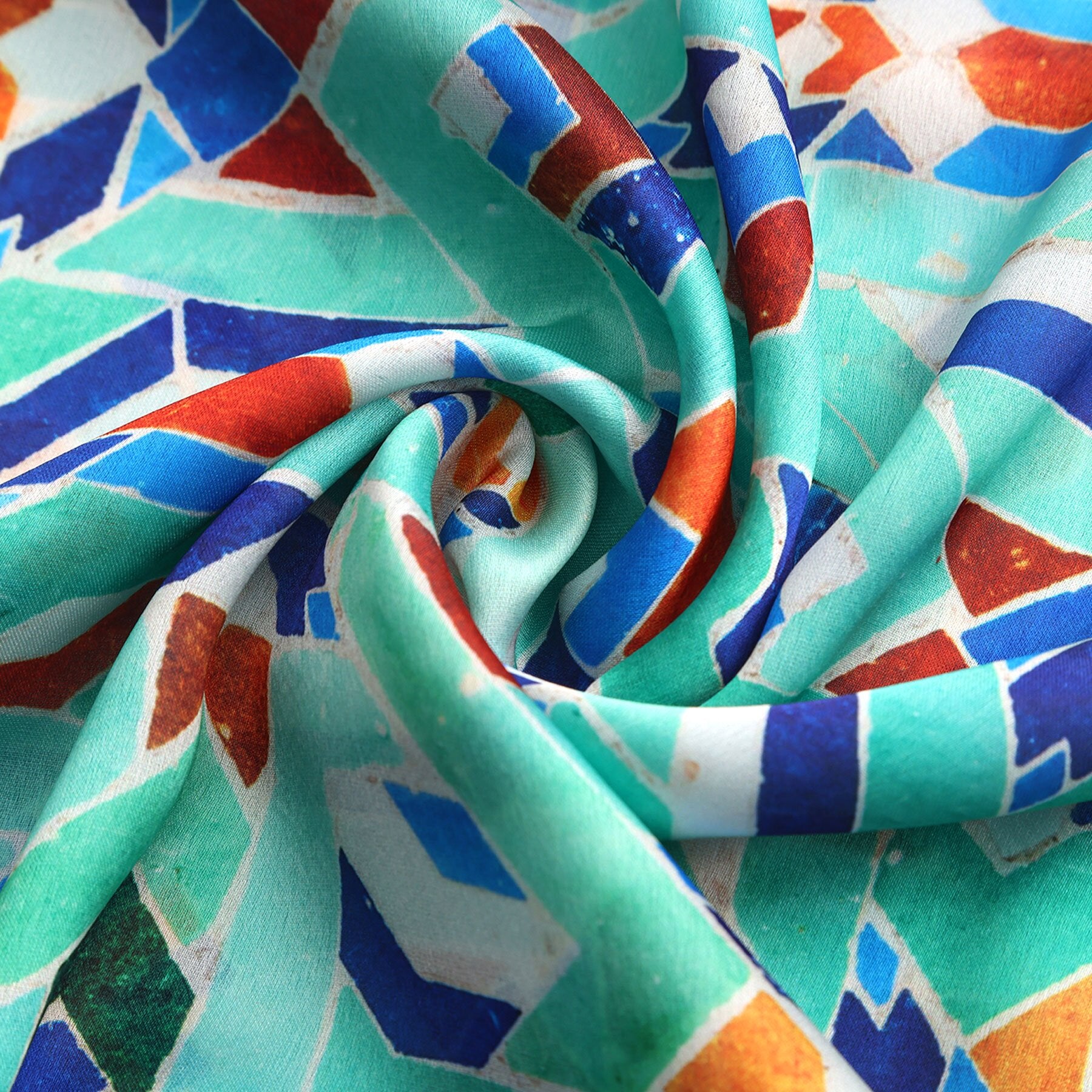 Pañuelo Safa – estampado de mosaico andalusí en menta y cobalto, detalle 3