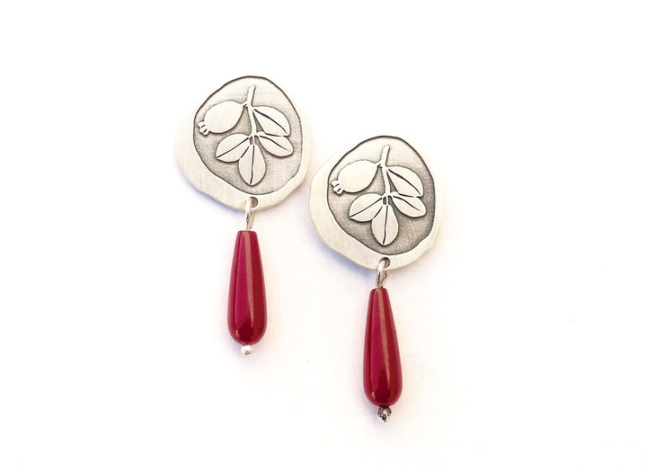 Drop earrings with sterling silver and coral
