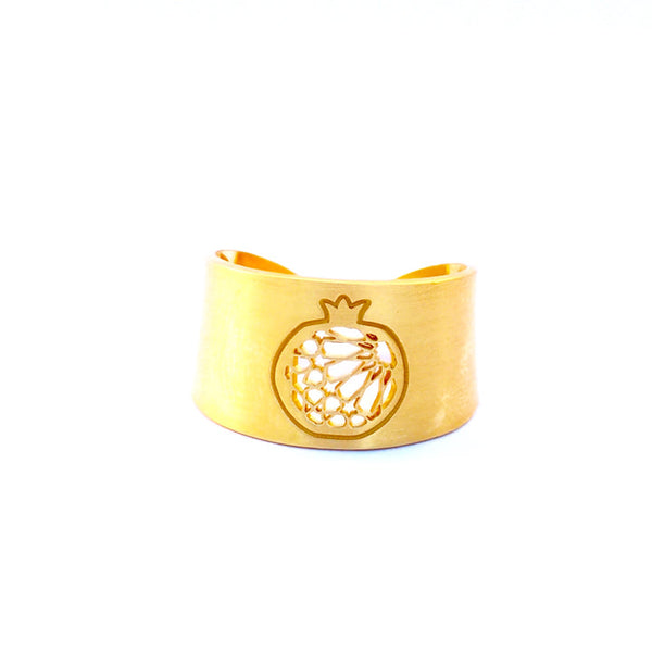 Gold plated silver ring with islamic art pattern and pomme granade