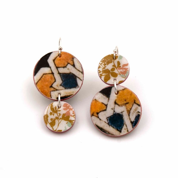 Rounded Asymmetrical earrings with andalusian tiles print